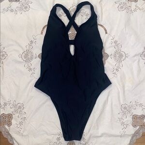 Cupshe Black One-Piece Swimsuit size L NWT